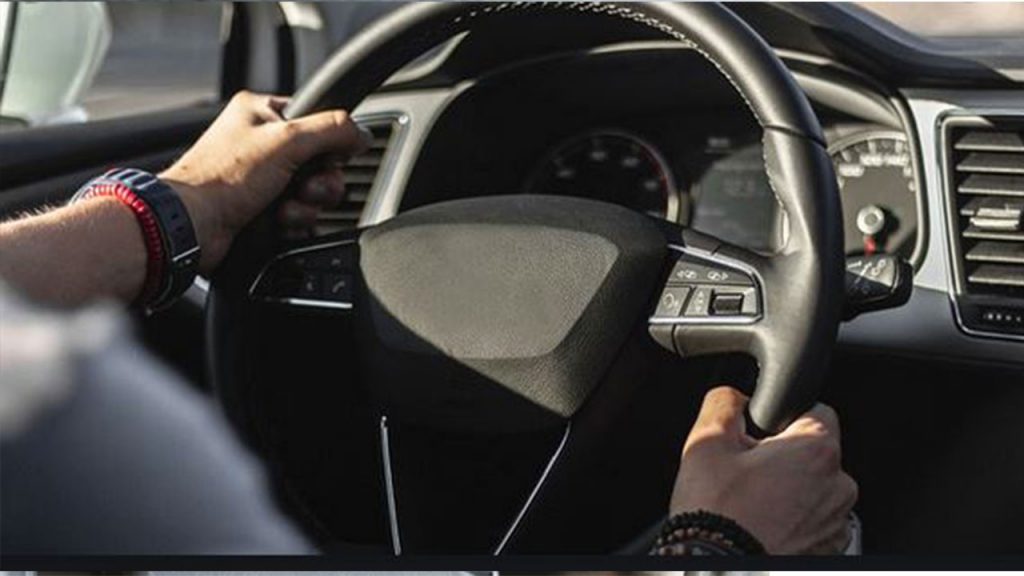 5 Causes Of Hard To Turn Steering Wheel + Solution To Stiff Steering