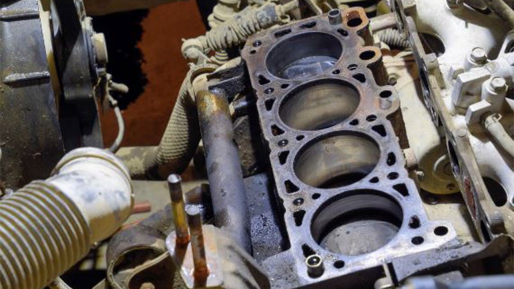 cracked head gasket symptoms