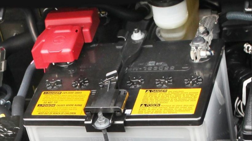 how long should car battery hold charge