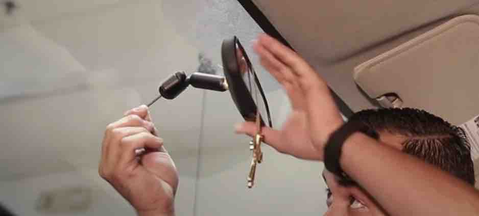 How to Remove Rear View Mirror on a Ford vehicle