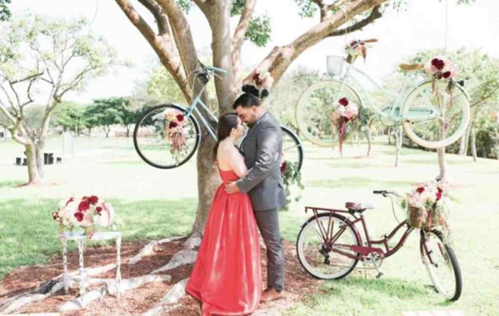 How to Plan a Bicycle-Themed Wedding