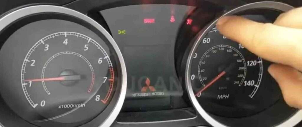 Mitsubishi Airbag Light Reset with a Scanner and Without Scanner