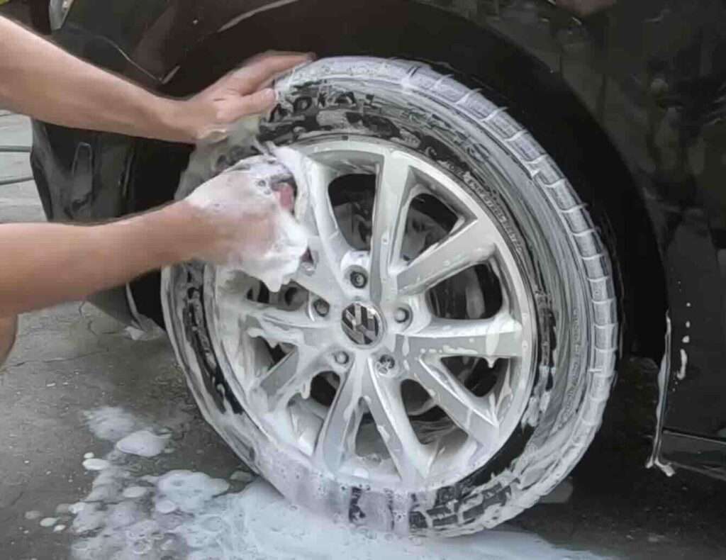 how to detail your own car tire  like a pro